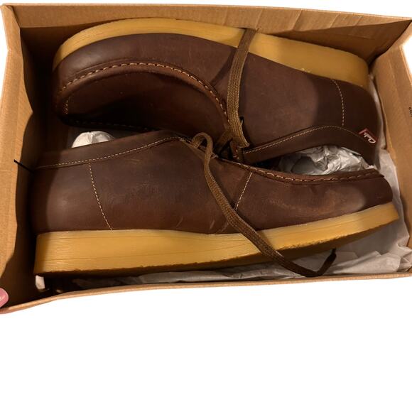NEW Clarks Stinson Chukka Low Boots Lace Up Beeswax Brown Leather Mens 11.5 - Picture 1 of 8